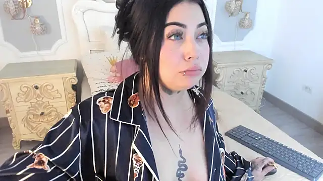 MeganStar__'s cam snapshot