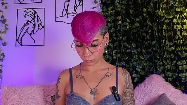 MiaMorgan_'s cam snapshot