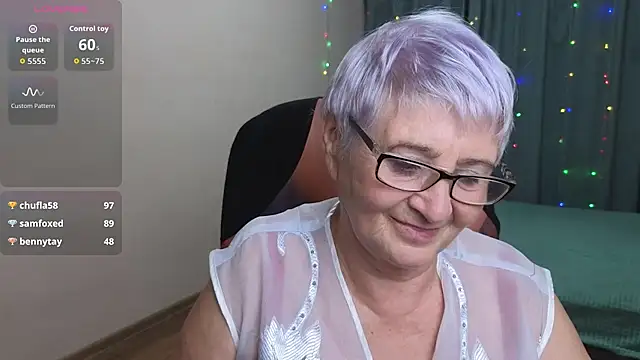 Sandra_Snowflake's cam snapshot