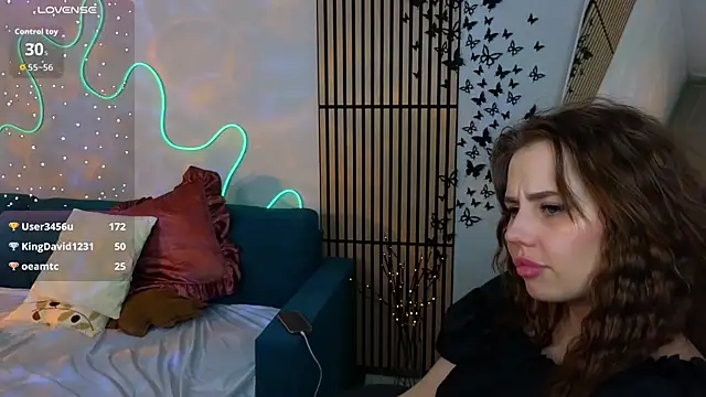 Aisha_Riley's cam snapshot