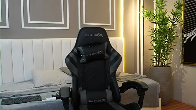 Ethan_occonor's cam snapshot