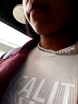 _andrea30's cam snapshot