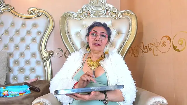 Celeste_Baker_'s cam snapshot