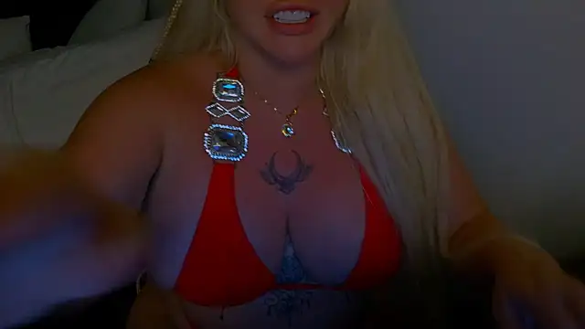 TiaDoll's cam snapshot