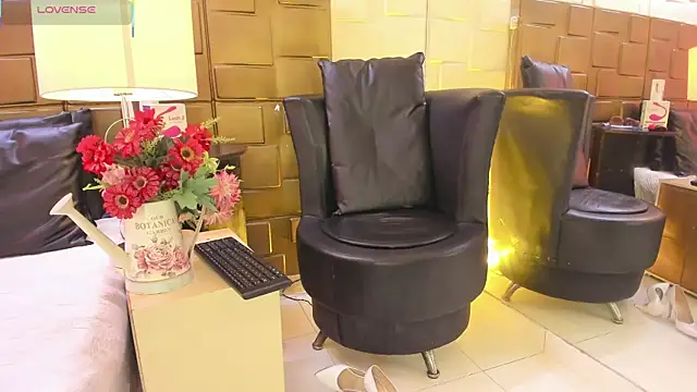 NaomyRivera's cam snapshot