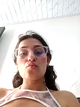 Ary-18's cam snapshot