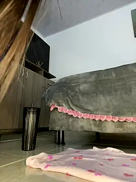 astrid_'s cam snapshot