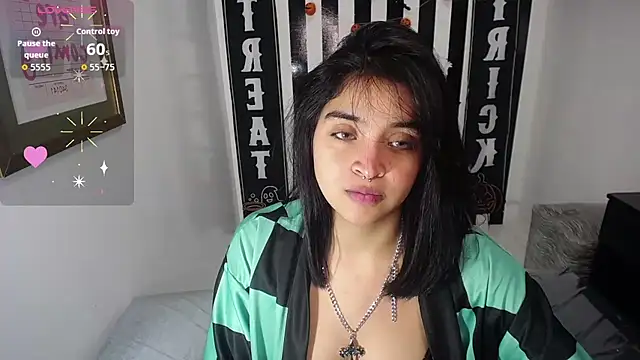 clementine_t's cam snapshot