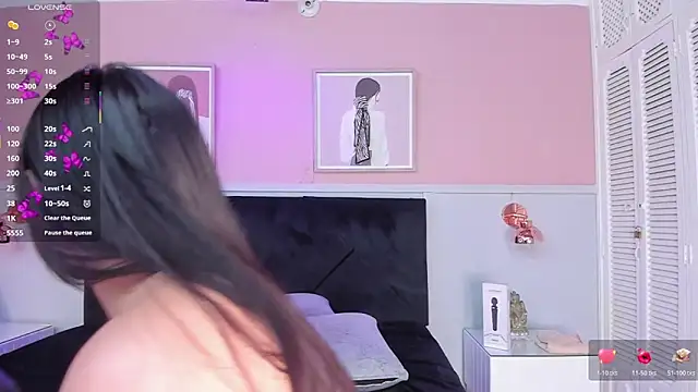 elodie_walker's cam snapshot