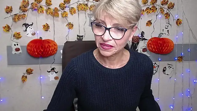 EllaBonito's cam snapshot