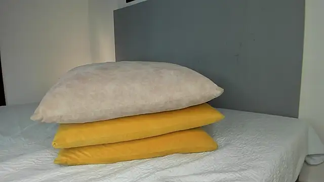 _Molly_rosse_'s cam snapshot