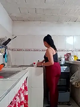 amatista_3012's cam snapshot