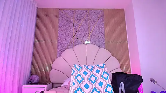 aisha_sh's cam snapshot