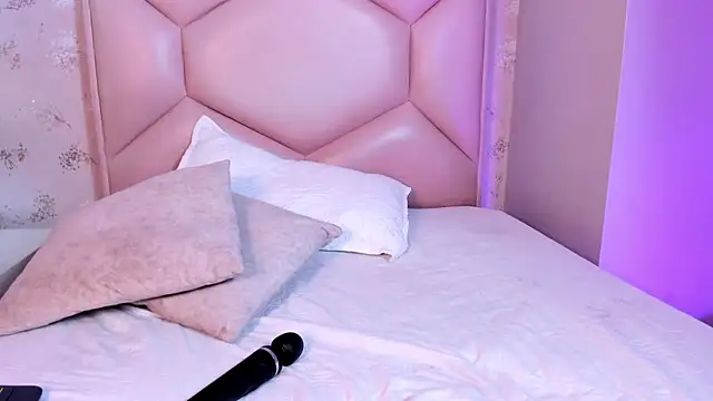 ambar_sullivan's cam snapshot