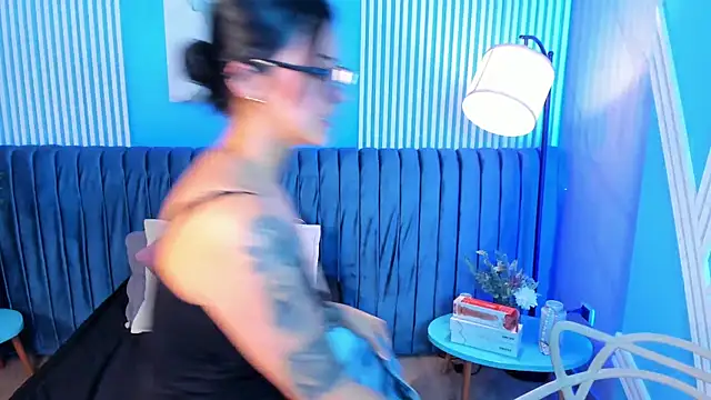 roxy_hell's cam snapshot