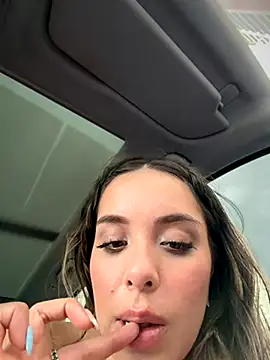 Alirawrz live sex cam