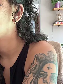 SugarTroubl33's cam snapshot