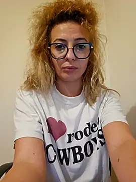 Selenna_emma's cam snapshot