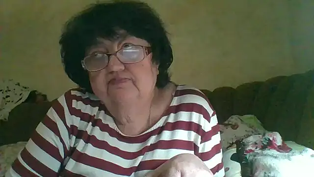 MilaSky5303's cam snapshot