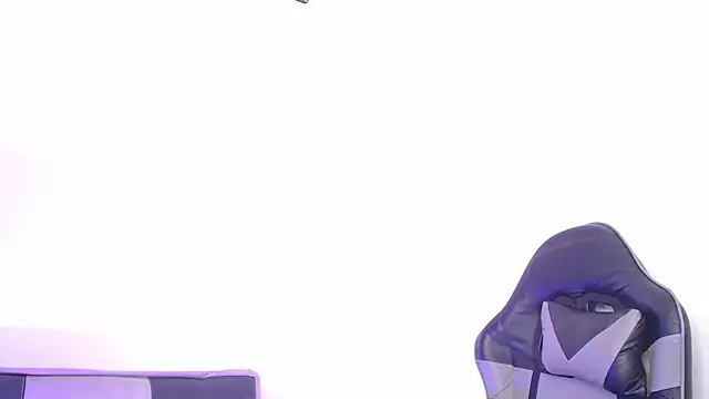 GwenHazel's cam snapshot