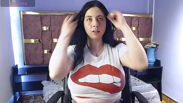 valery_cute_18's cam snapshot