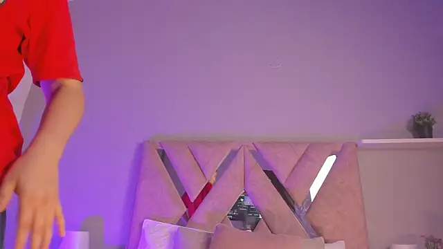 victoria_becker_'s cam snapshot