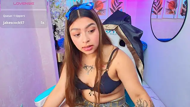 Valeriia_m00n's cam snapshot