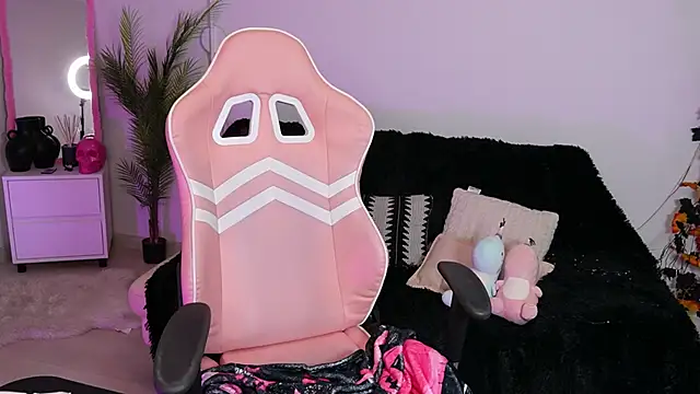 NikolFelix's cam snapshot