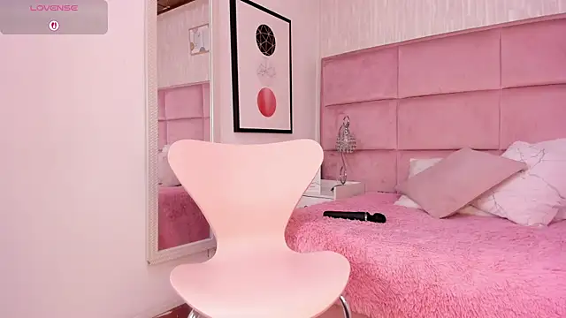 Janah_Myers's cam snapshot