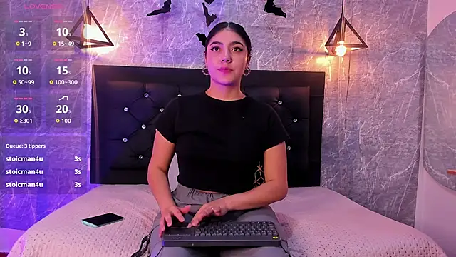 emberhodson's cam snapshot