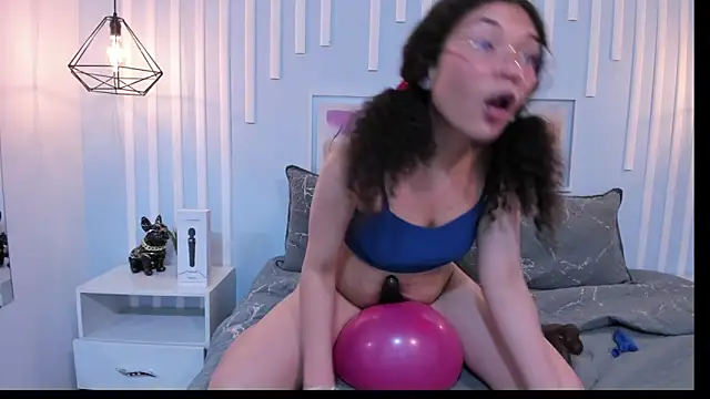 SweetStarr_'s cam snapshot