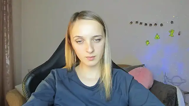 RouseReed's cam snapshot