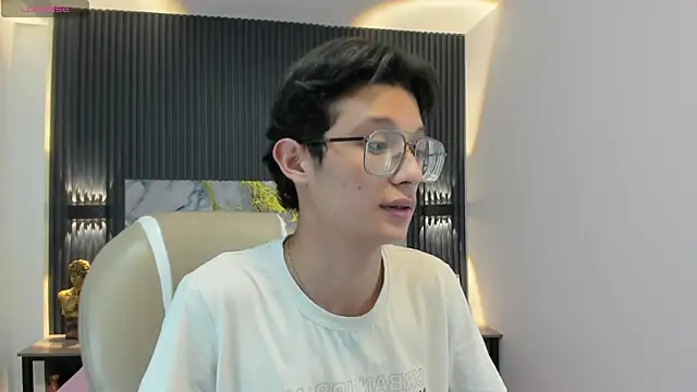 SantiagoRusso18's cam snapshot