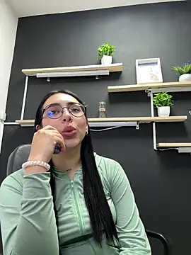 isabella_jade's cam snapshot