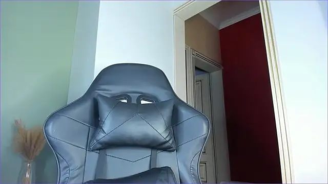 taeni_lara live sex cam