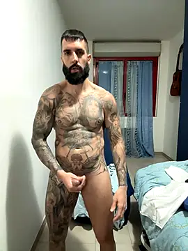 Gioeltoro89 live sex cam