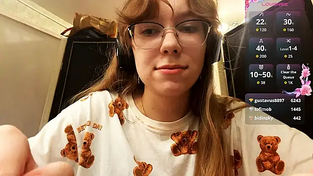 JuneCooper's web cam