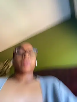 caramel__cremes's cam snapshot