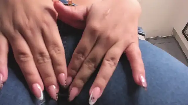 MiiluRosse's cam snapshot