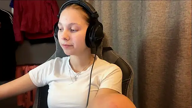 Softixq's cam snapshot