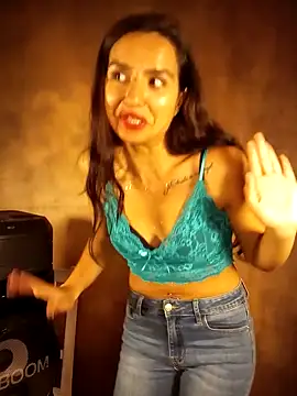 MissHazelnut's cam snapshot