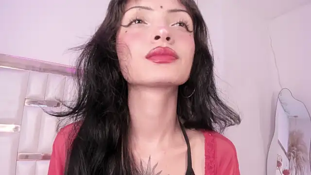 MaddieStark's cam snapshot