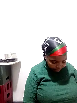 ShySexyBaddiexx's cam snapshot