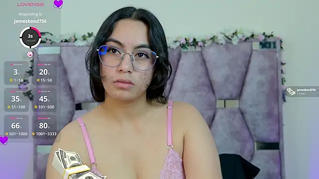 Iris_mandarinne's cam snapshot