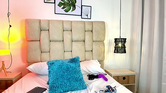 KimberlyFox_t's cam snapshot