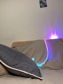 Evelinia's cam snapshot