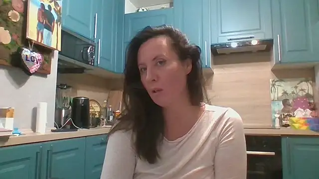 ALICAINWONDERLAND's cam snapshot