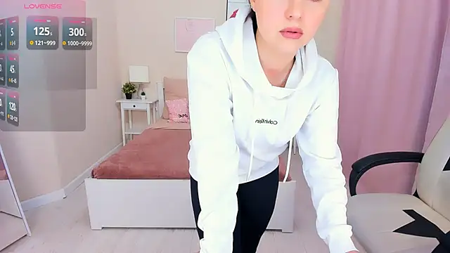 HelenaRegal's cam snapshot