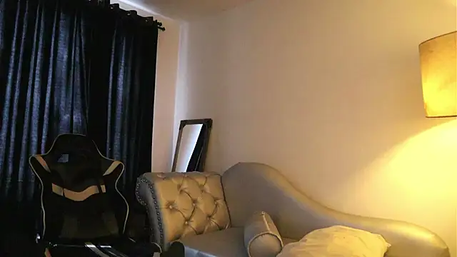 Daisha_Riley's cam snapshot