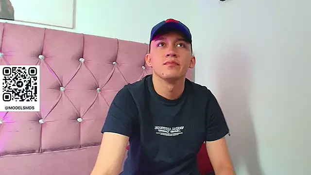 nicoo_2036 live sex cam